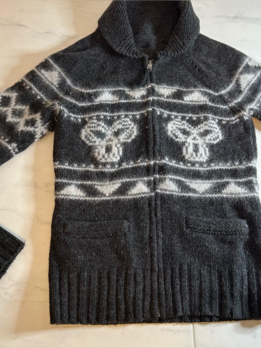 TNA Black white wool blend  Knit Zip Sweater with pockets.  EUC!